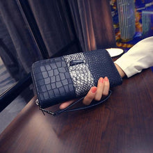 Women Wallets female long section of the new zipper women's purse fashion wallet Alligator handbags card hand Lady's bag phone