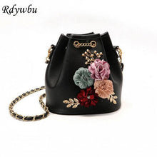 Rdywbu Handmade Flowers Bucket Bags Mini Shoulder Bags With Chain Drawstring Small Cross Body Bags Pearl Bags Leaves Decals