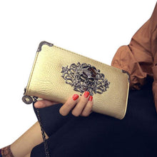 Fashion Metal Skull Pattern PU Leather Long Wallets Women Wallets Portable Casual Lady Cash Purse Card Holder