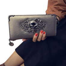 Fashion Metal Skull Pattern PU Leather Long Wallets Women Wallets Portable Casual Lady Cash Purse Card Holder